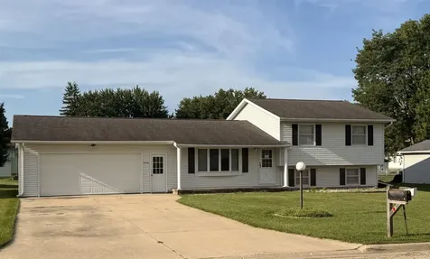 1144 Ainsworth Street Jesup IA 50648