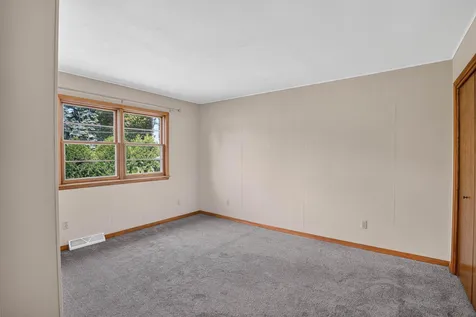 1111 Ellen Street Cedar Falls IA 50613