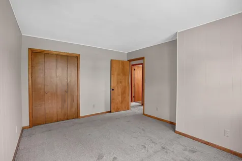 1111 Ellen Street Cedar Falls IA 50613