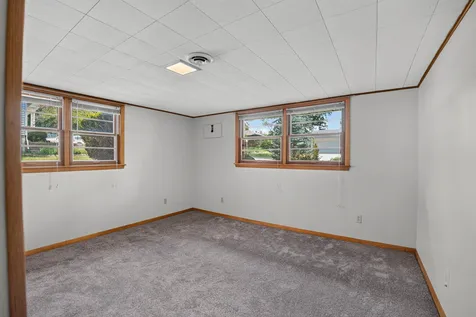1111 Ellen Street Cedar Falls IA 50613