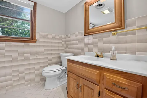 1111 Ellen Street Cedar Falls IA 50613