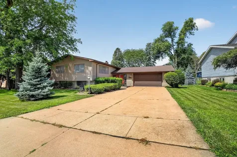1111 Ellen Street Cedar Falls IA 50613