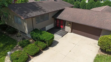 1111 Ellen Street Cedar Falls IA 50613