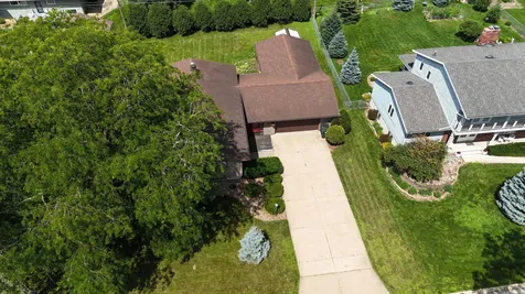 1111 Ellen Street Cedar Falls IA 50613