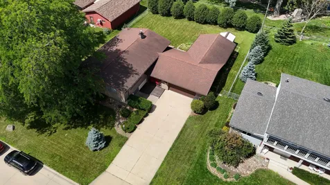 1111 Ellen Street Cedar Falls IA 50613