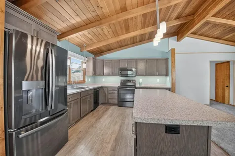 1111 Ellen Street Cedar Falls IA 50613