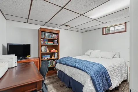 5845 Applewood Drive Waterloo IA 50701