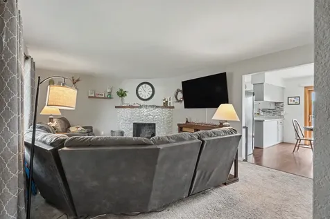 5845 Applewood Drive Waterloo IA 50701