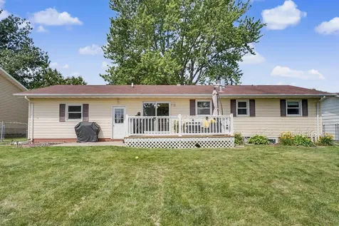 5845 Applewood Drive Waterloo IA 50701