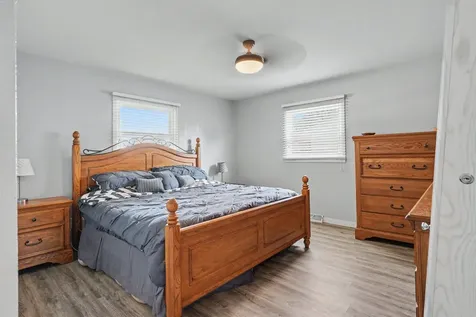 5845 Applewood Drive Waterloo IA 50701