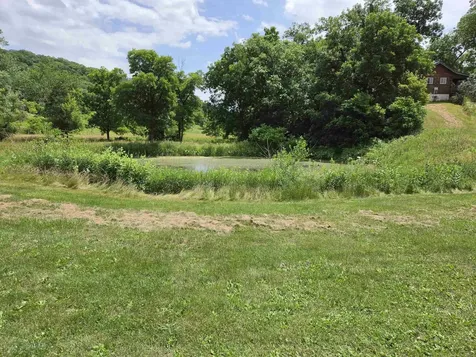 33932 Buck Creek Road Guttenberg IA 52052