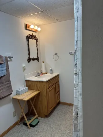 906 Iowa Street Dysart IA 52224