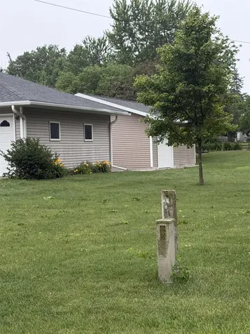 906 Iowa Street Dysart IA 52224