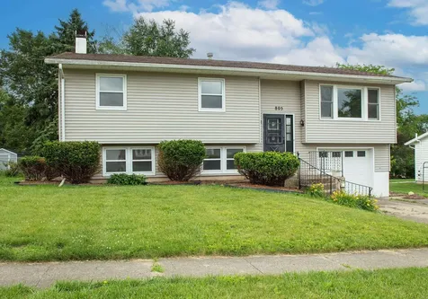 805 9th Avenue NW Waverly IA 50677
