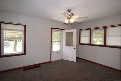307 1st Avenue Charles City IA 50616