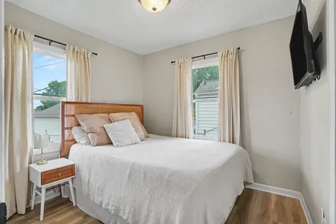 1607 Hawthorne Avenue Waterloo IA 50702