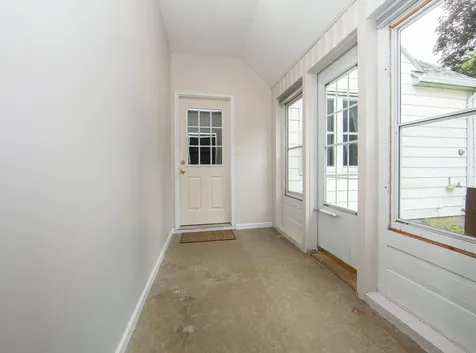 916 Harlington Place Waverly IA 50677