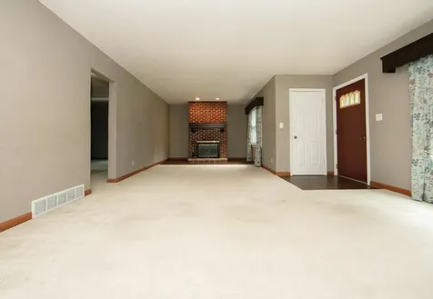 916 Harlington Place Waverly IA 50677