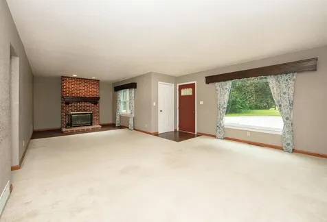 916 Harlington Place Waverly IA 50677