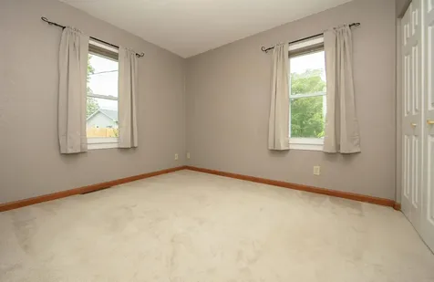 916 Harlington Place Waverly IA 50677