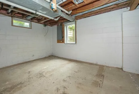 916 Harlington Place Waverly IA 50677