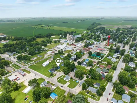 14 Greene Street Walker IA 52352