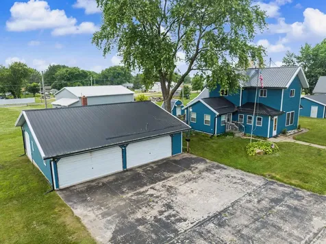 14 Greene Street Walker IA 52352