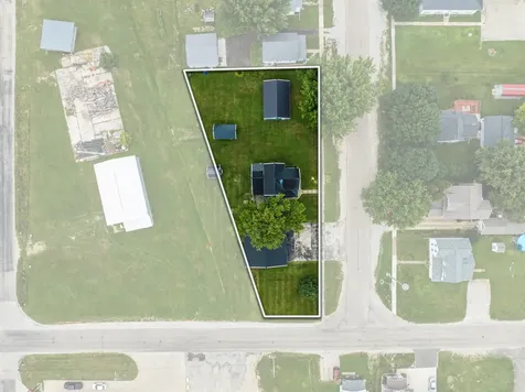 14 Greene Street Walker IA 52352