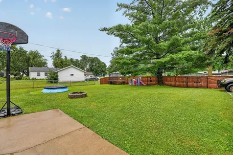 1453 Hammond Avenue Waterloo IA 50702