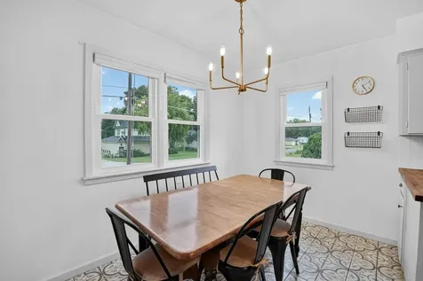 1453 Hammond Avenue Waterloo IA 50702