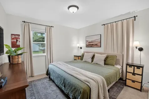 1453 Hammond Avenue Waterloo IA 50702
