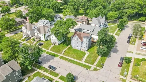 2503 Olive Street Cedar Falls IA 50613