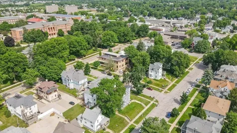 2503 Olive Street Cedar Falls IA 50613