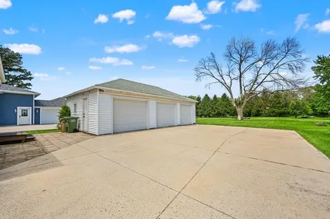 628 1st Avenue W. Dyersville IA 52040
