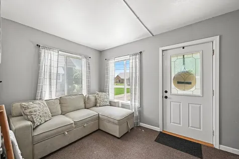 628 1st Avenue W. Dyersville IA 52040