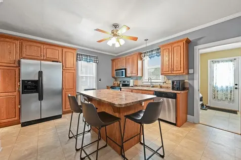 628 1st Avenue W. Dyersville IA 52040