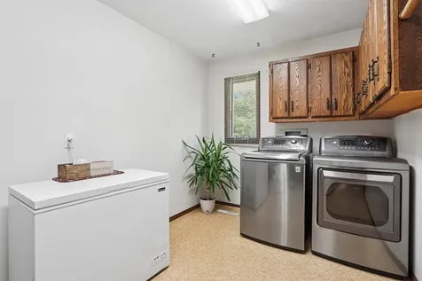 305 Worth Street Lamont IA 50650