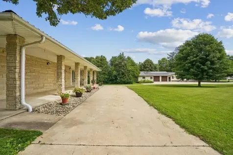 305 Worth Street Lamont IA 50650