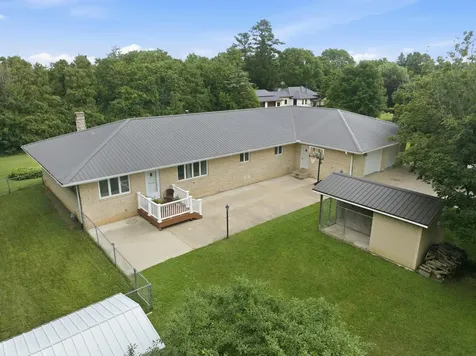 305 Worth Street Lamont IA 50650