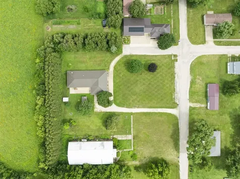 305 Worth Street Lamont IA 50650