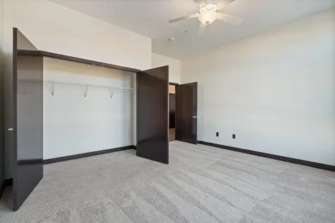 120 Twin Steeples Circle NE #213 Dyersville IA 52040