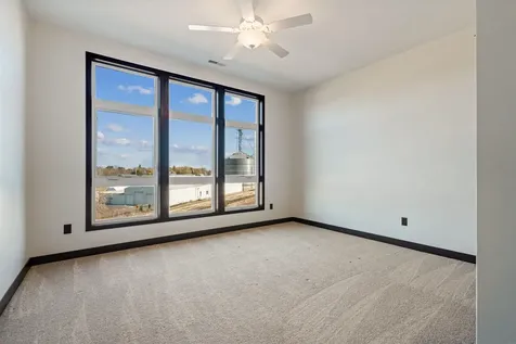 120 Twin Steeples Circle NE #213 Dyersville IA 52040