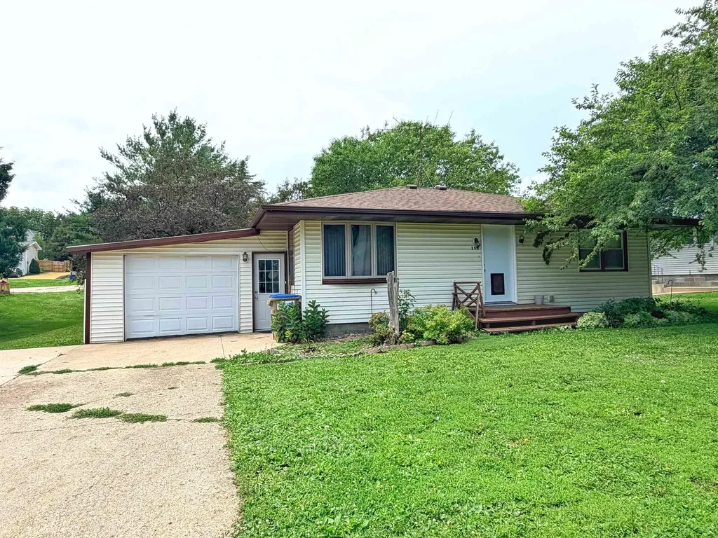 250 Oak Drive Postville IA 52162