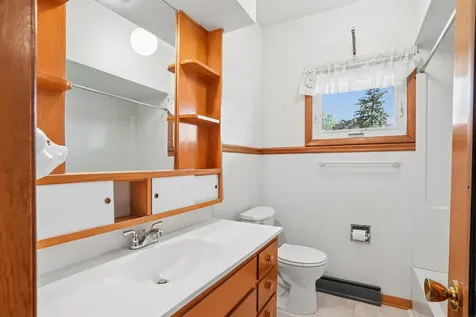 1322 Jersey Lane Waterloo IA 50701