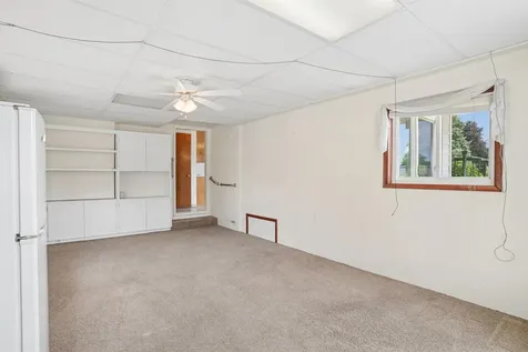 1322 Jersey Lane Waterloo IA 50701