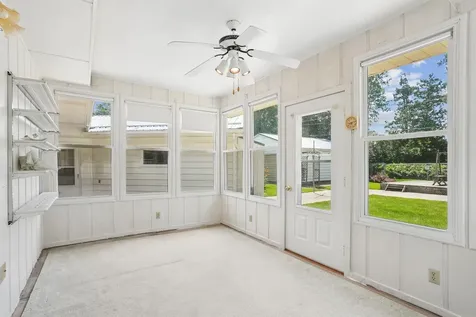 1322 Jersey Lane Waterloo IA 50701