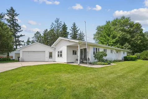 1322 Jersey Lane Waterloo IA 50701