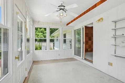 1322 Jersey Lane Waterloo IA 50701