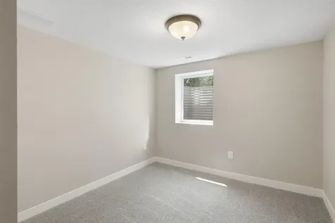 1931 Belle Avenue Cedar Falls IA 50613