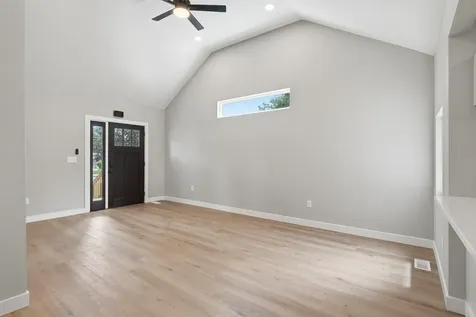 1931 Belle Avenue Cedar Falls IA 50613